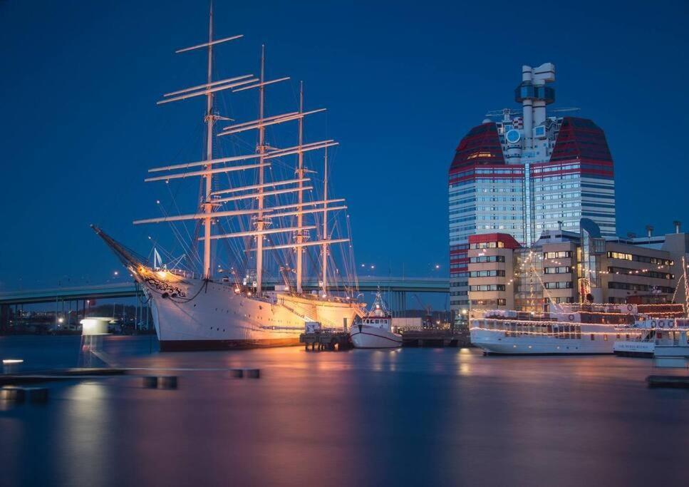 Husbaten Vega 2 Goeteborg City Esterno foto
